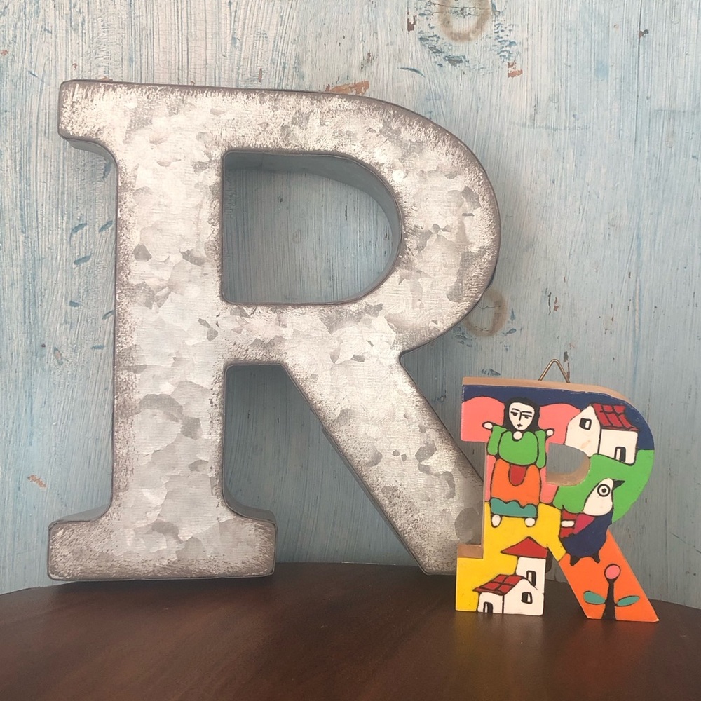 Bundle of two “R’s” - one rustic metal and the other from Spain & very colorful - Picture 3 of 13